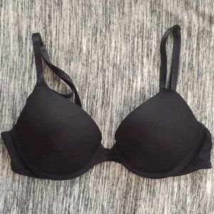 Victoria’s Secret Wear Everywhere Bra 32B